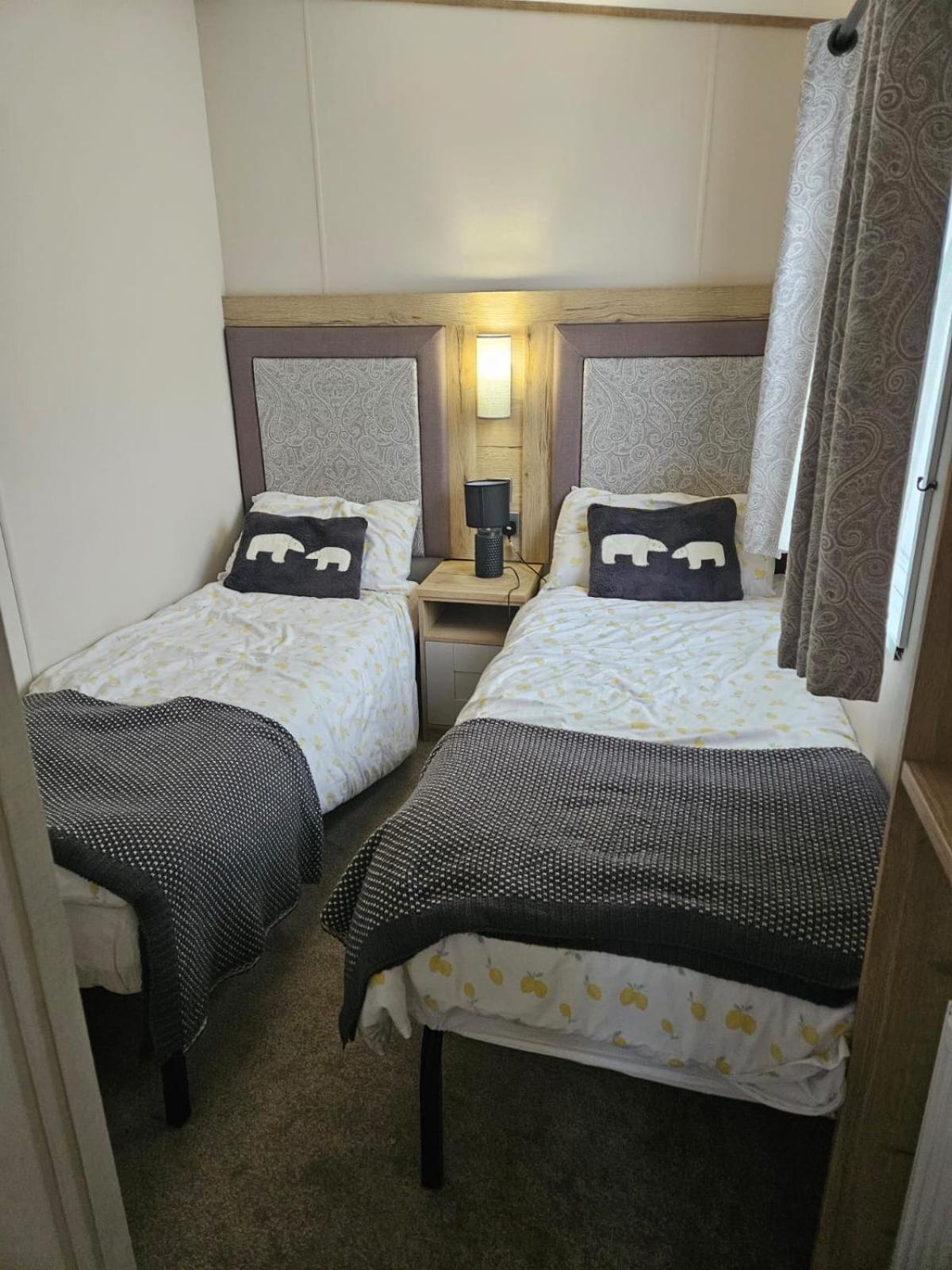 Roadnights Retreat Hotel Heysham Eksteriør billede