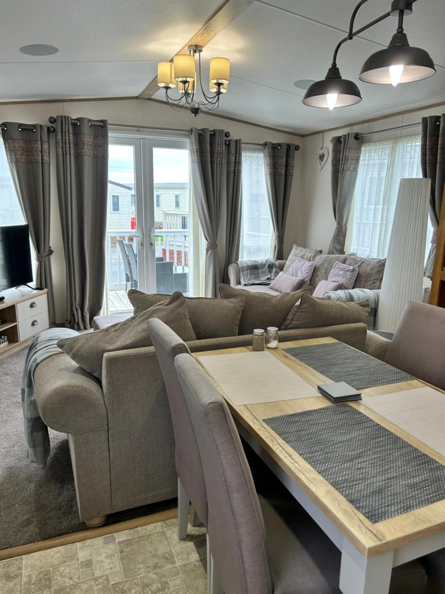 Roadnights Retreat Hotel Heysham Eksteriør billede